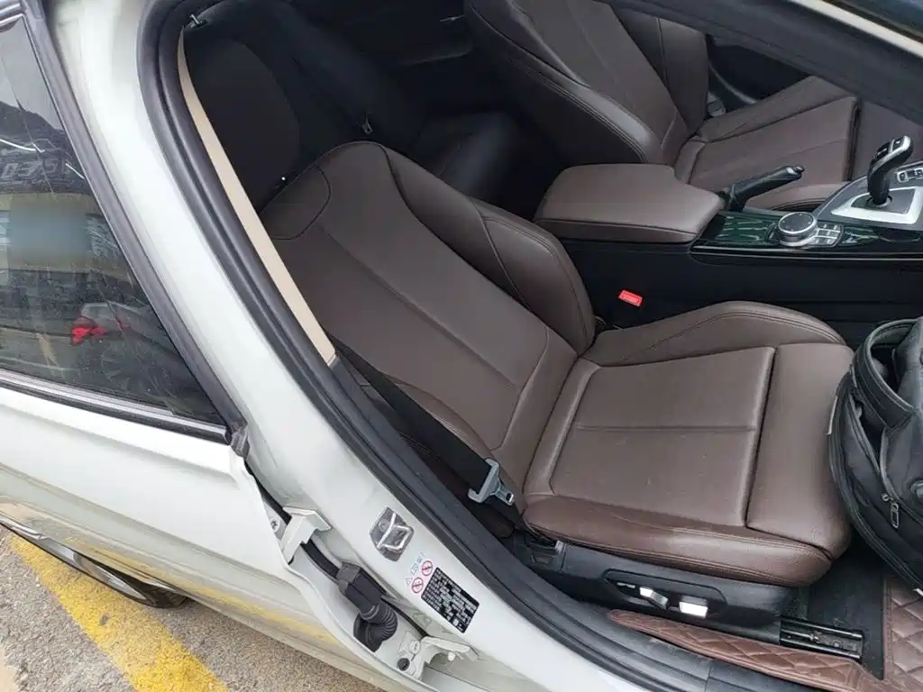 BMW 3 Series — миниатюра 25