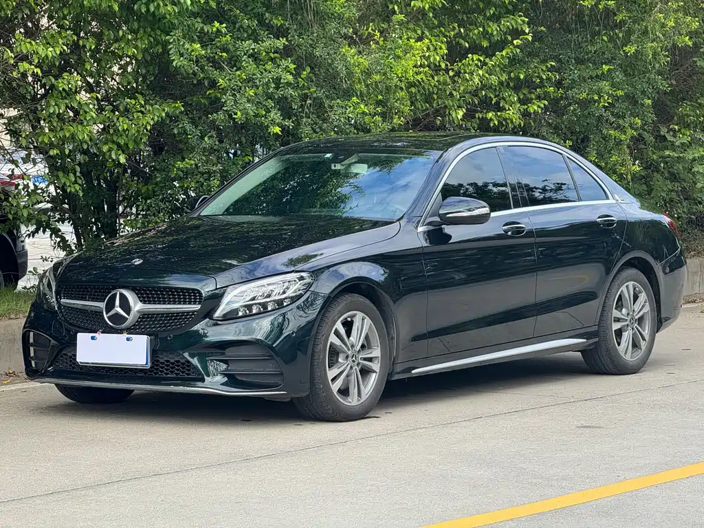 Mercedes-Benz C-Class 2019