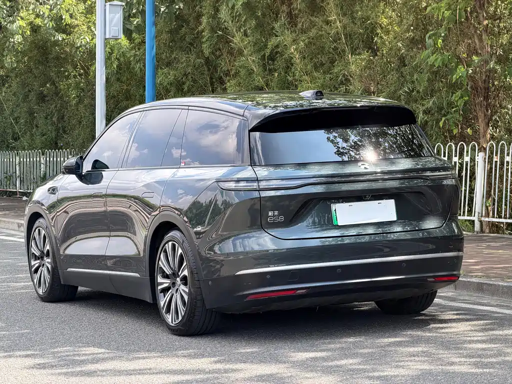 NIO ES8 — миниатюра 6