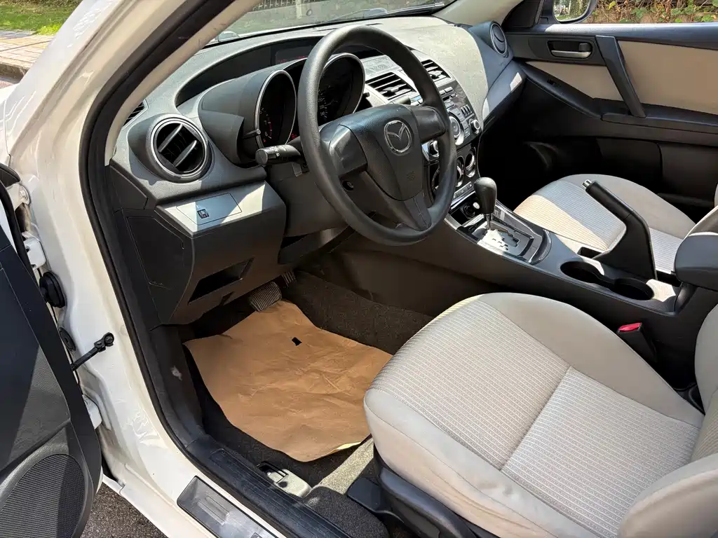 Mazda 3 Xingcheng — миниатюра 5