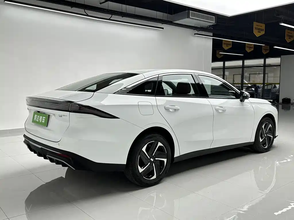 GEELY GALAXY GALAXY L6