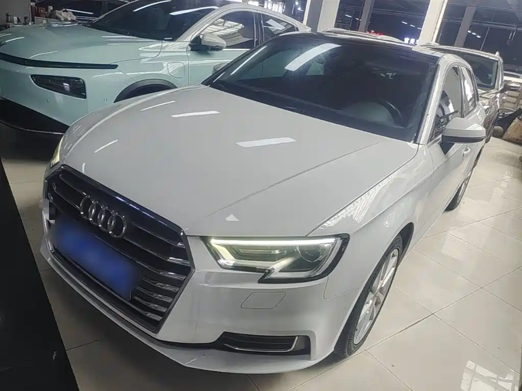 Купить Audi A3