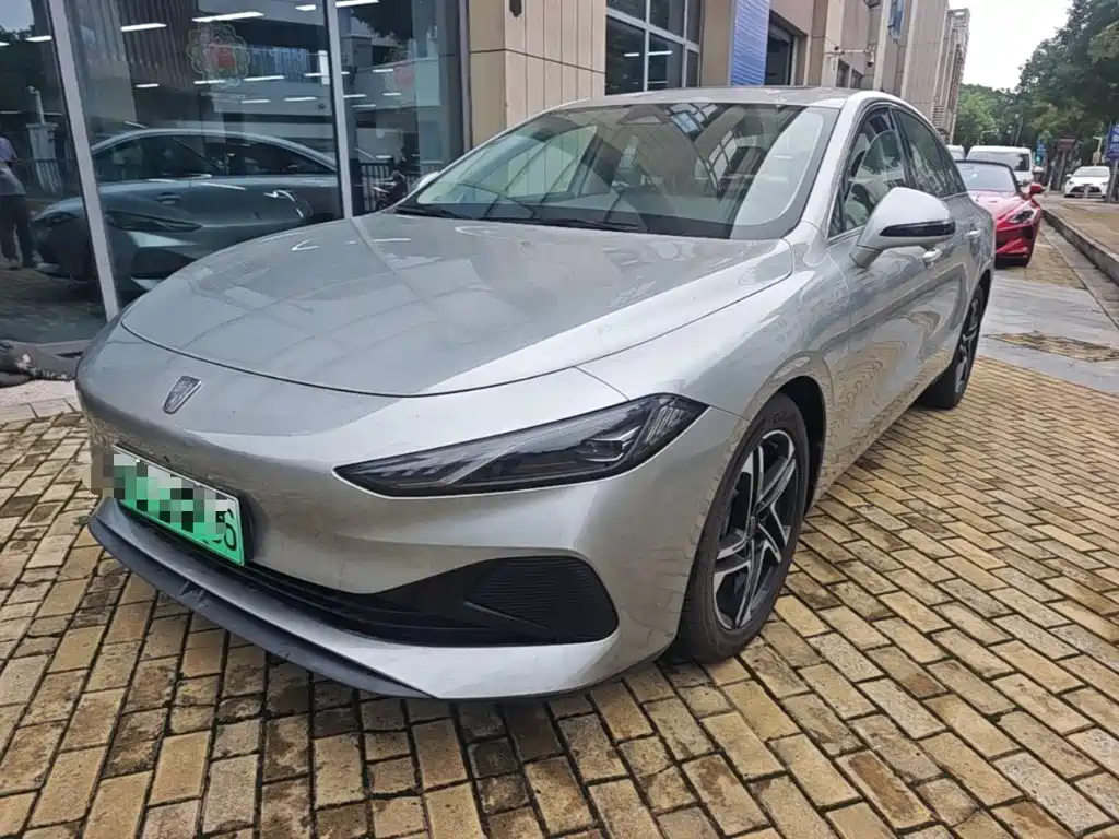 Roewe D7