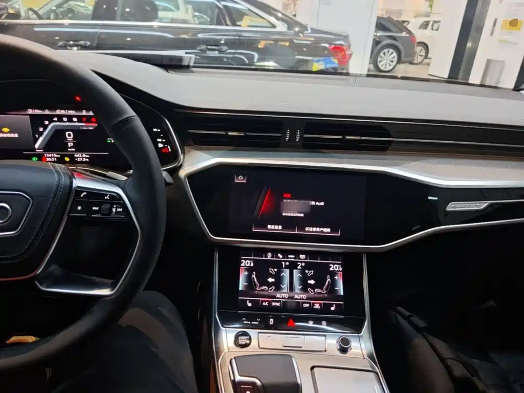 Audi A7L — миниатюра 10