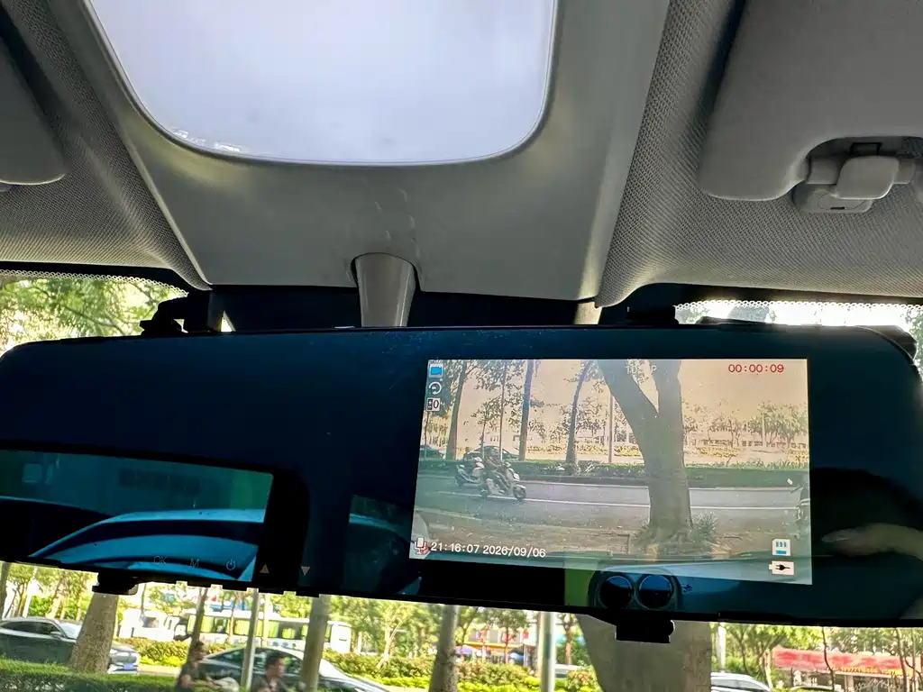 Baojun E300 — миниатюра 15