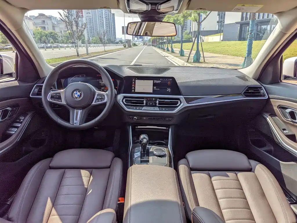 BMW 3 Series — миниатюра 9