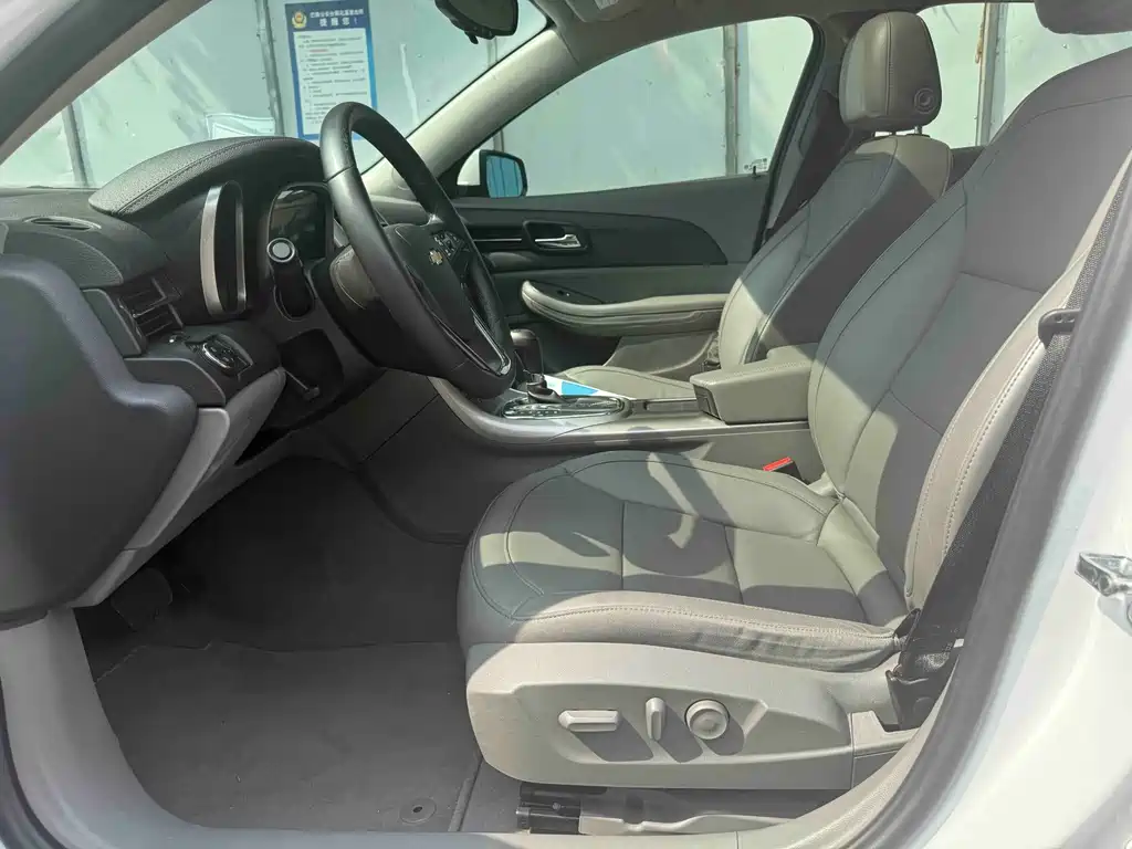 Chevrolet Malibu — миниатюра 3