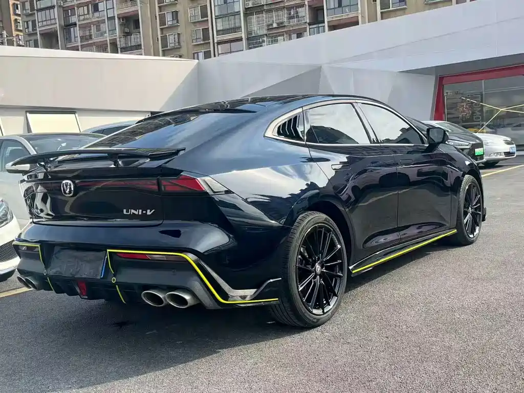 Changan UNI-V — миниатюра 7