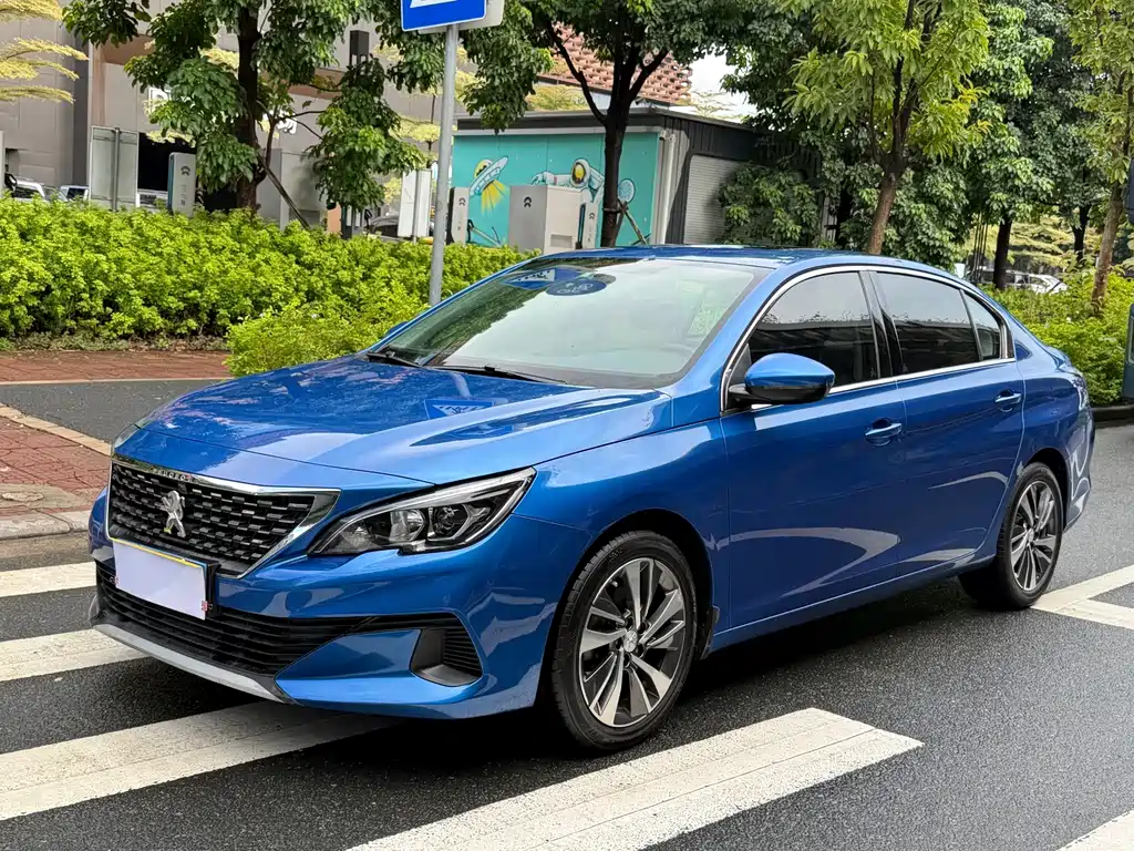 Peugeot 408