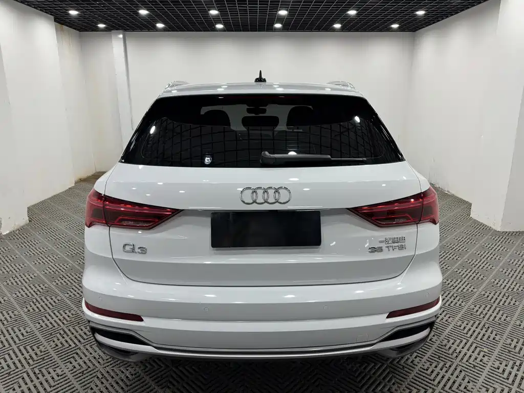 Audi Q3 — миниатюра 8