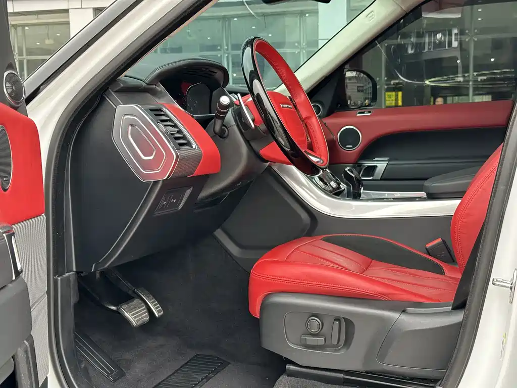 Land Rover Sport — миниатюра 7