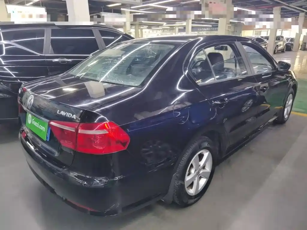 Volkswagen Lavida — миниатюра 7