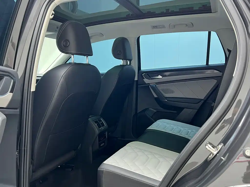 Volkswagen Tayron — миниатюра 5