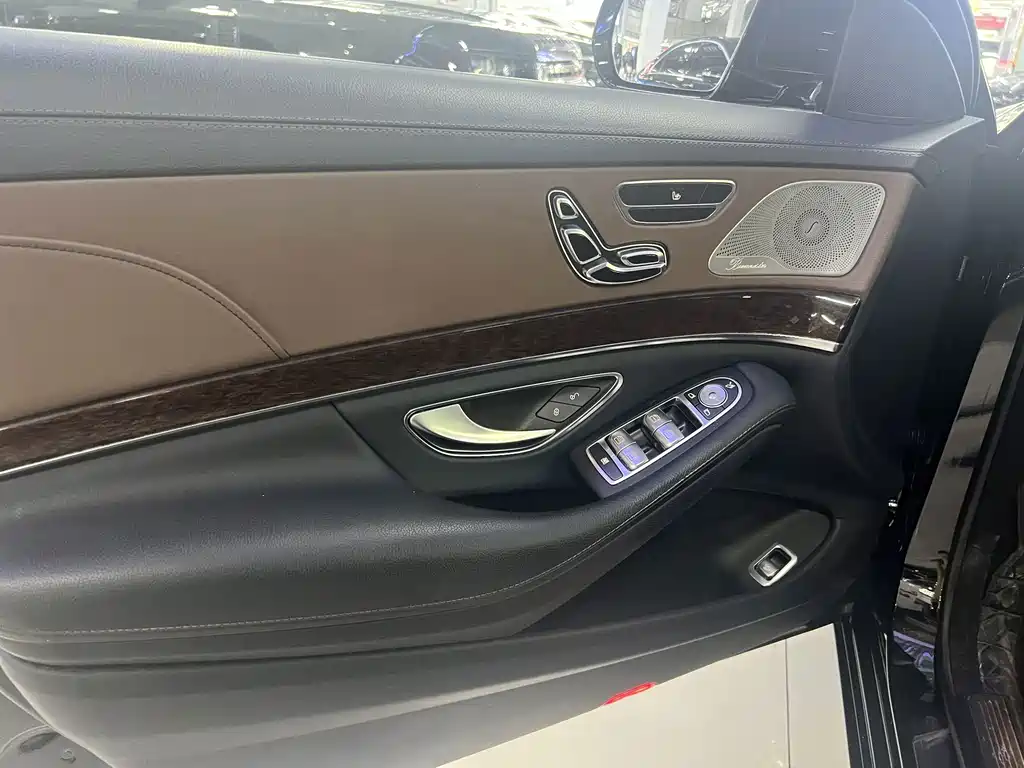 Mercedes-Benz S-Class — миниатюра 4