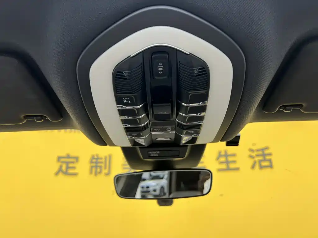 Porsche Macan — миниатюра 30
