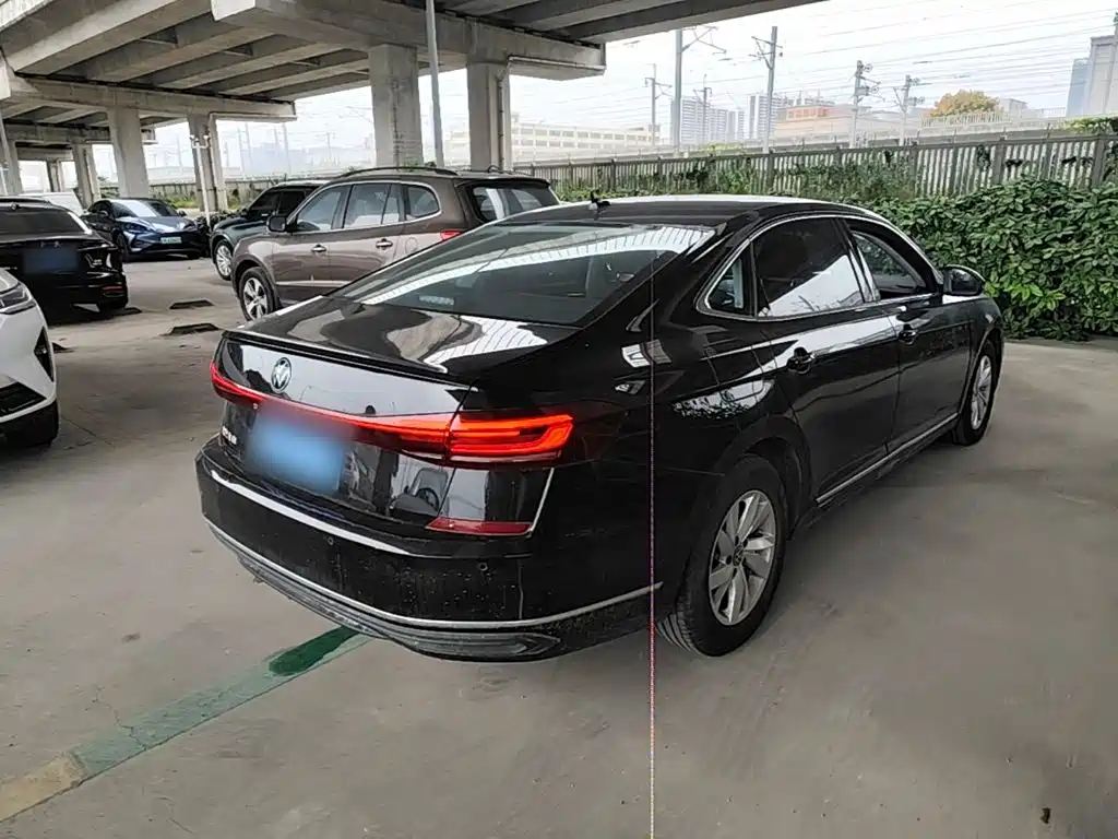 Volkswagen Passat — миниатюра 7