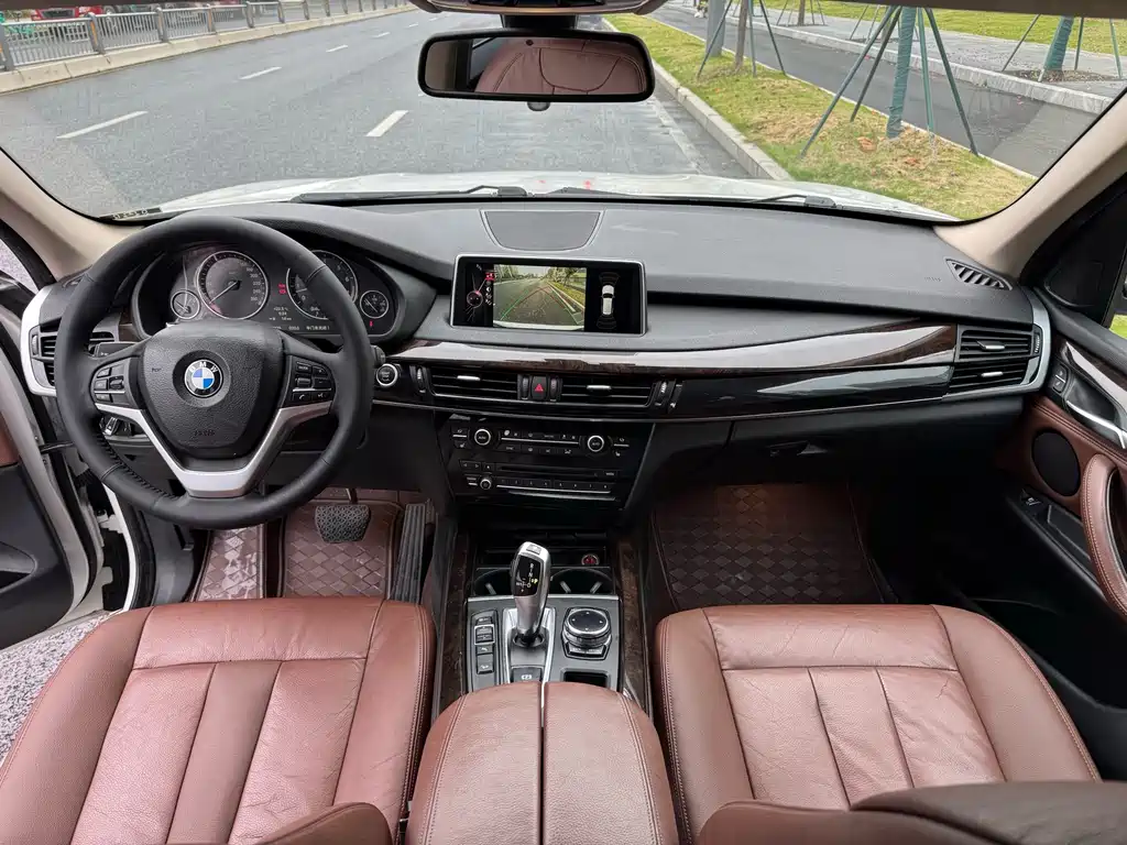 BMW X5 (Import) — миниатюра 7