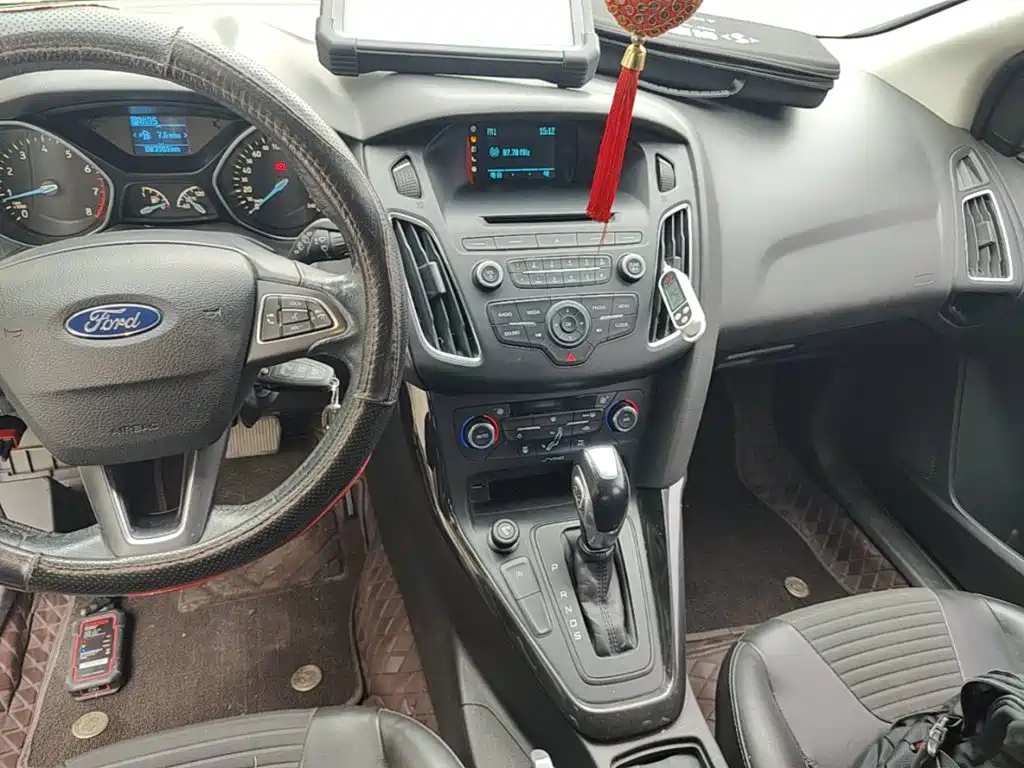 Ford Focus — миниатюра 10