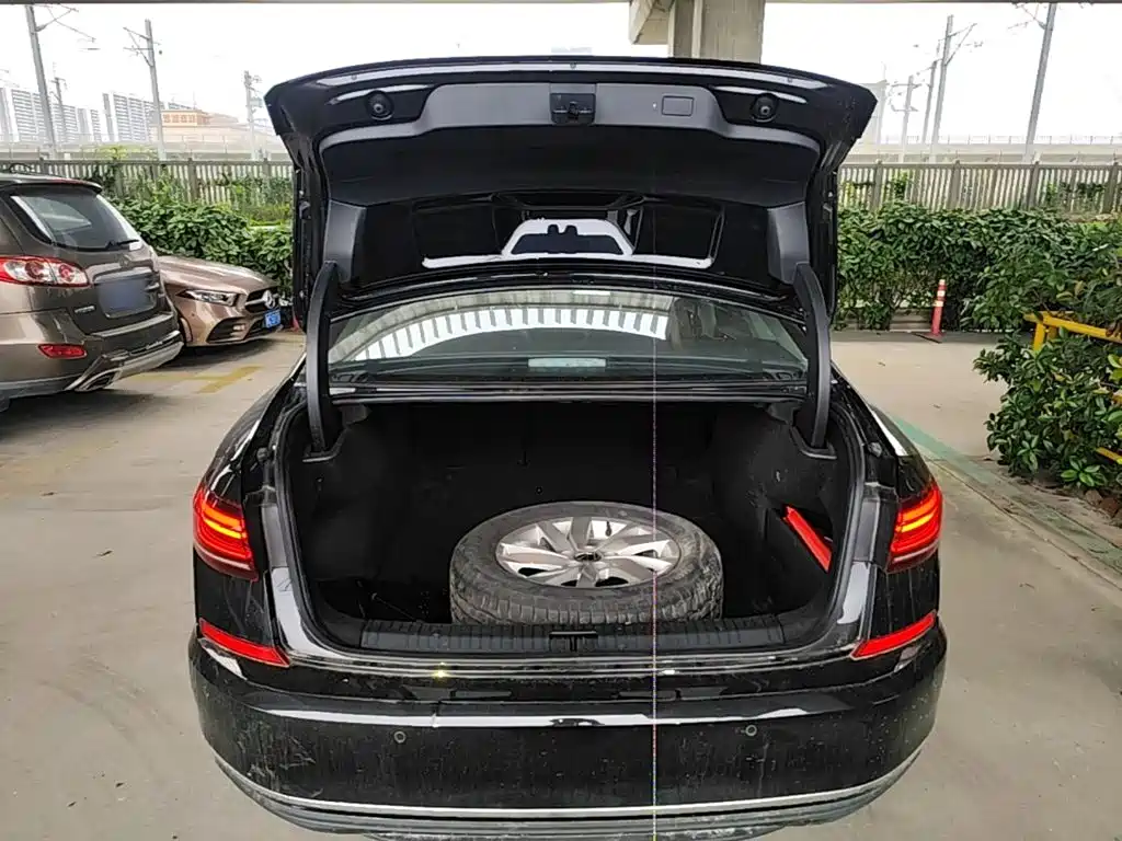 Volkswagen Passat — миниатюра 19