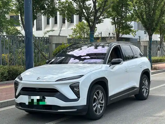 2021 Nio ES6