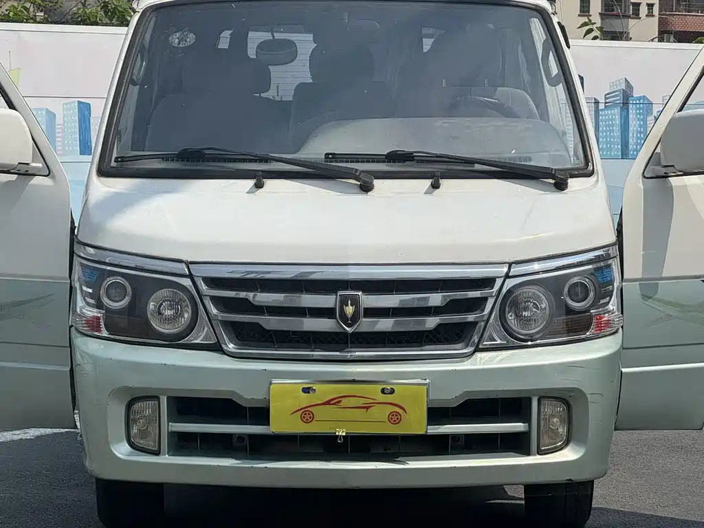 Jinbei Haise 2008 2.4L MT мест