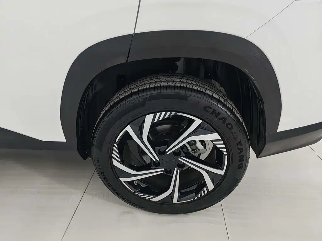 GEELY AUTOMOBILE BOYUE