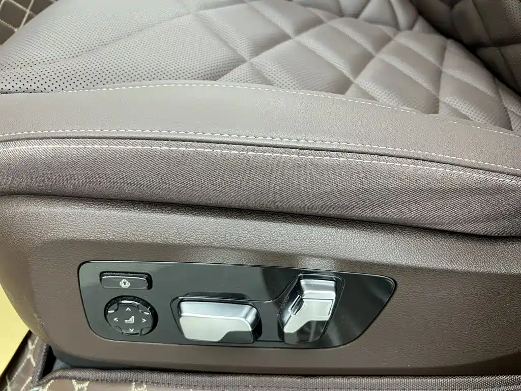 BMW X5 — миниатюра 33