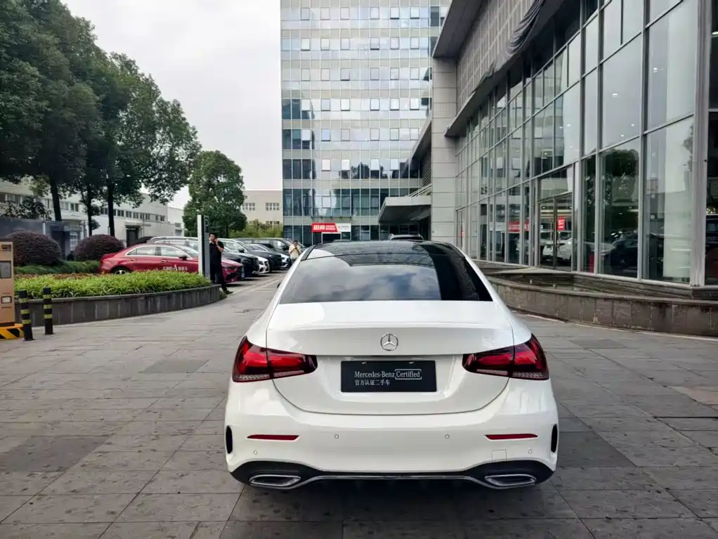 Mercedes-Benz A-Class — миниатюра 7