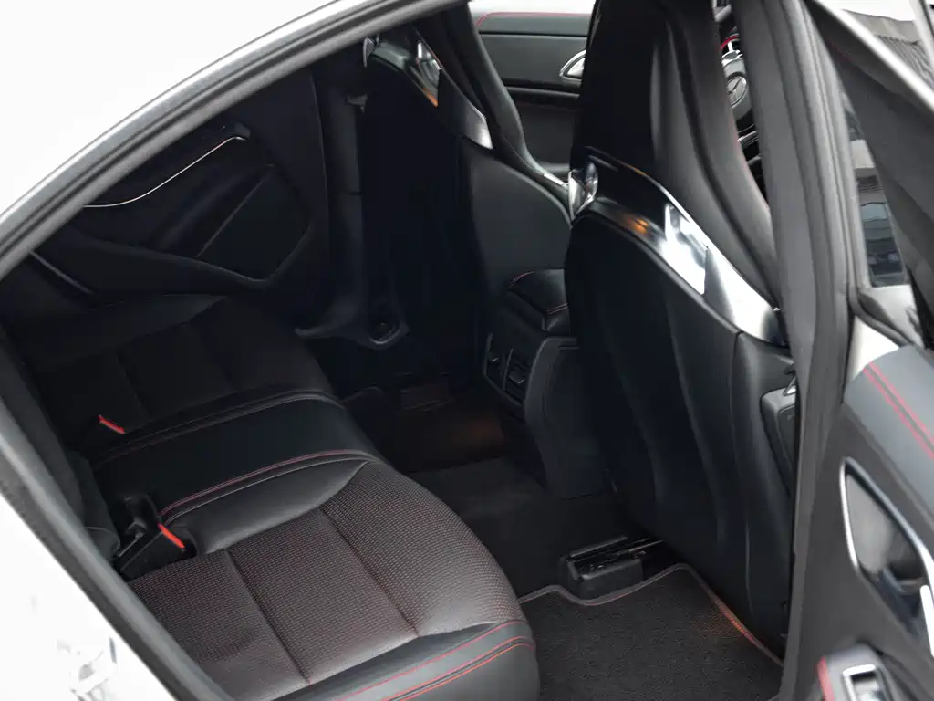 Mercedes-Benz CLA AMG — миниатюра 32