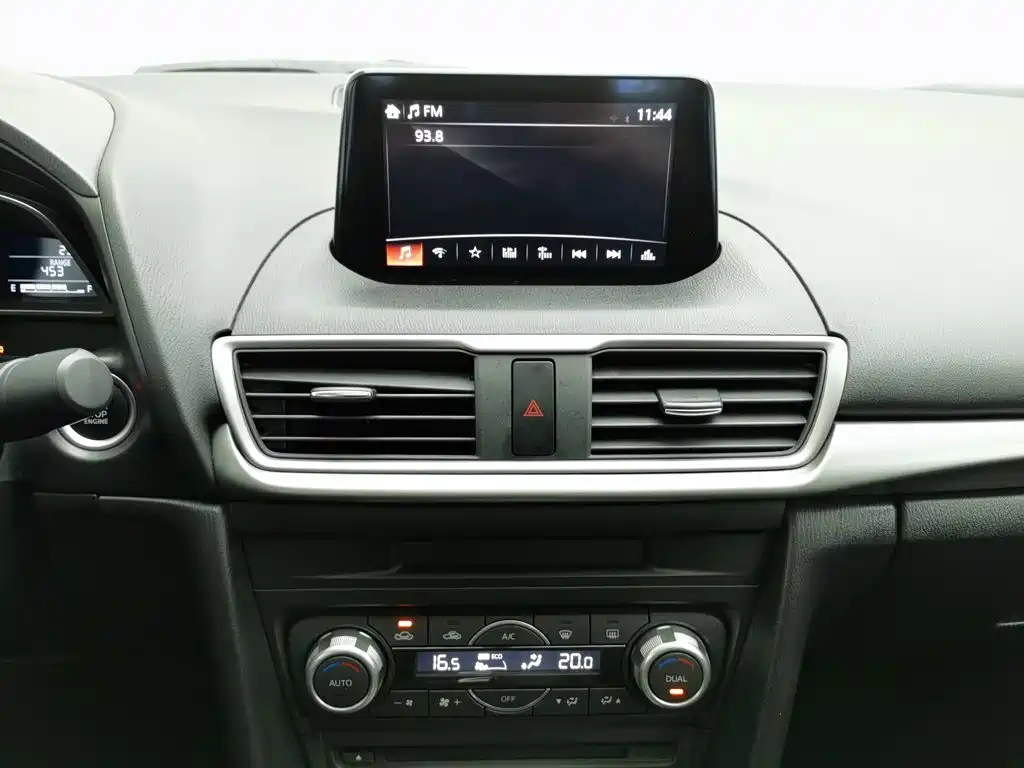 Mazda 3 Axela — миниатюра 12