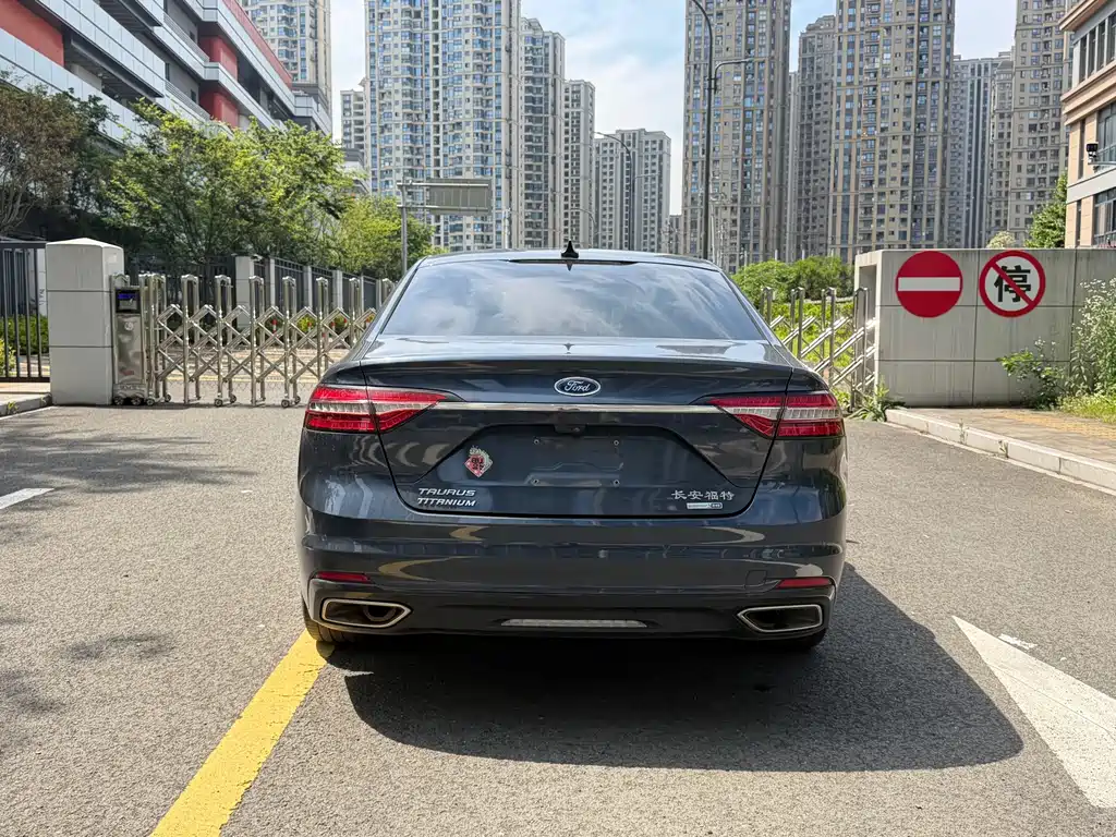 Ford Taurus 2019 EcoBoost 245 Premium