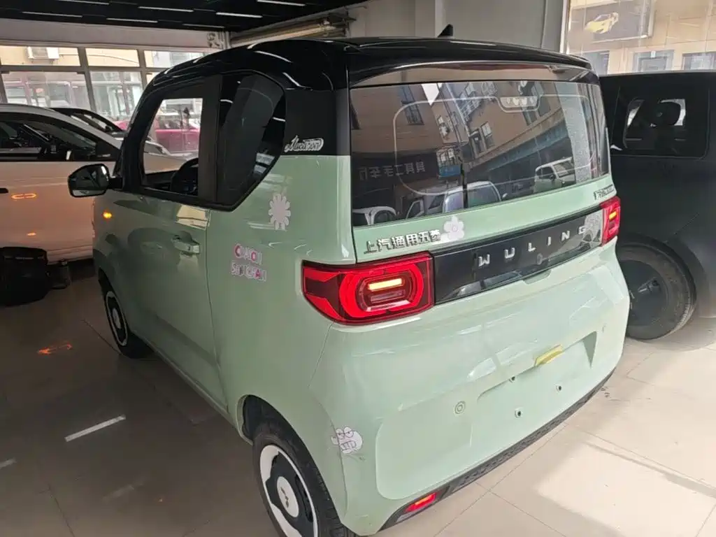 Wuling MINIEV — миниатюра 5