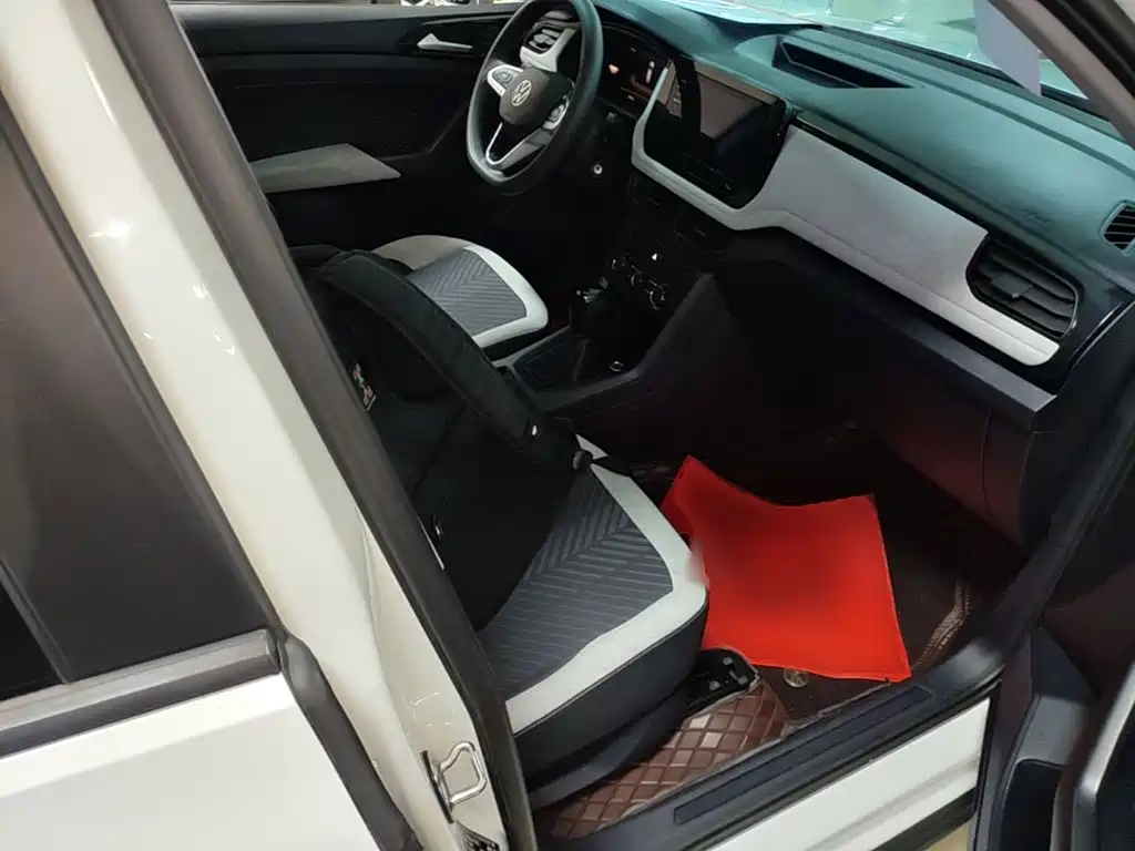 Volkswagen Tharu — миниатюра 25