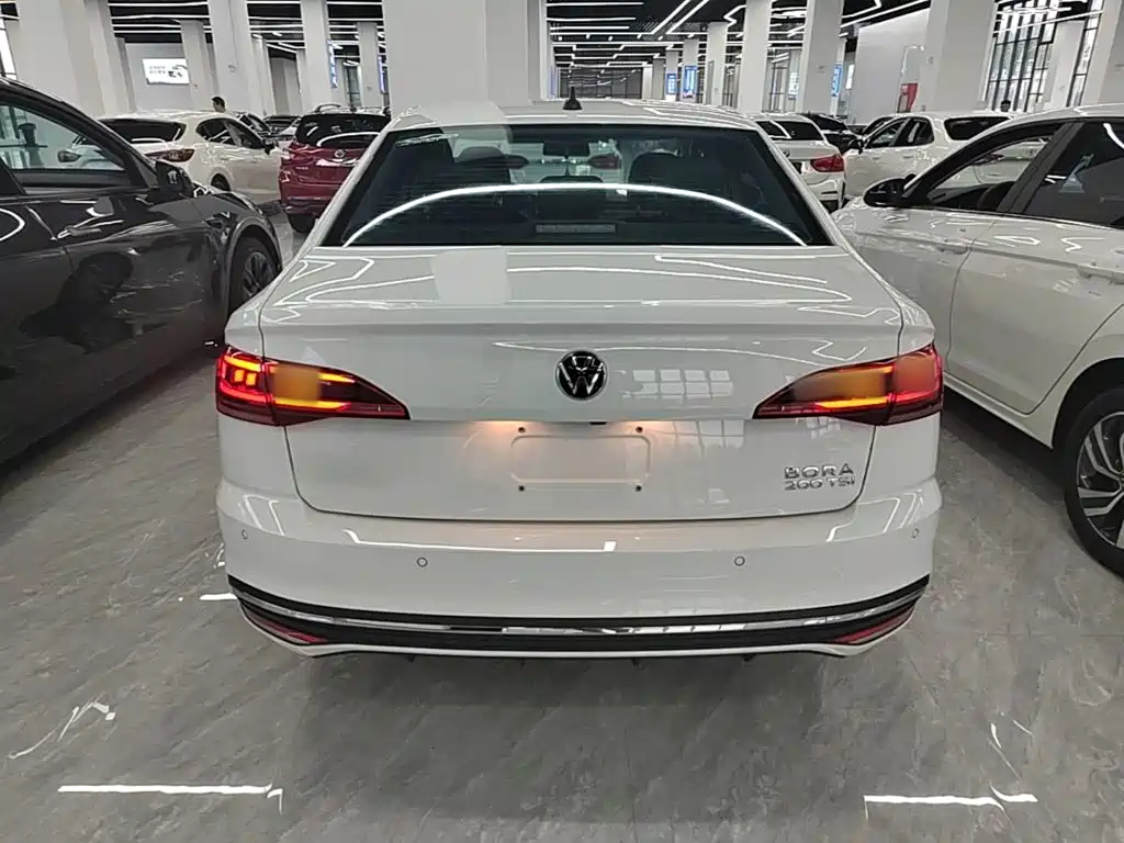 Volkswagen Bora — миниатюра 6