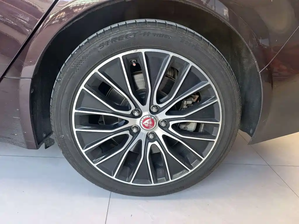 Jaguar XEL — миниатюра 18