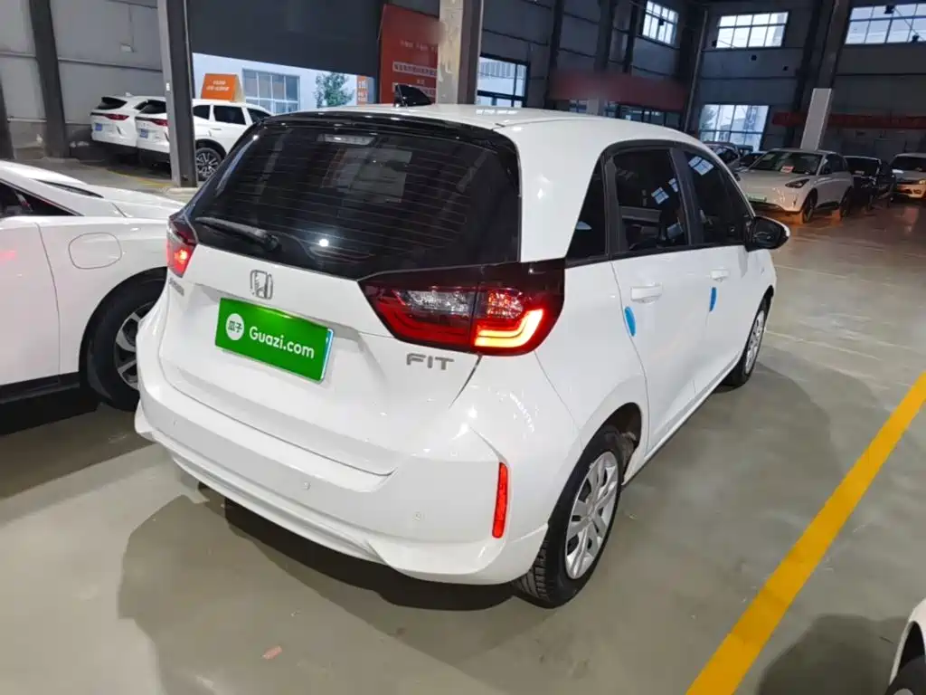Honda Fit — миниатюра 7