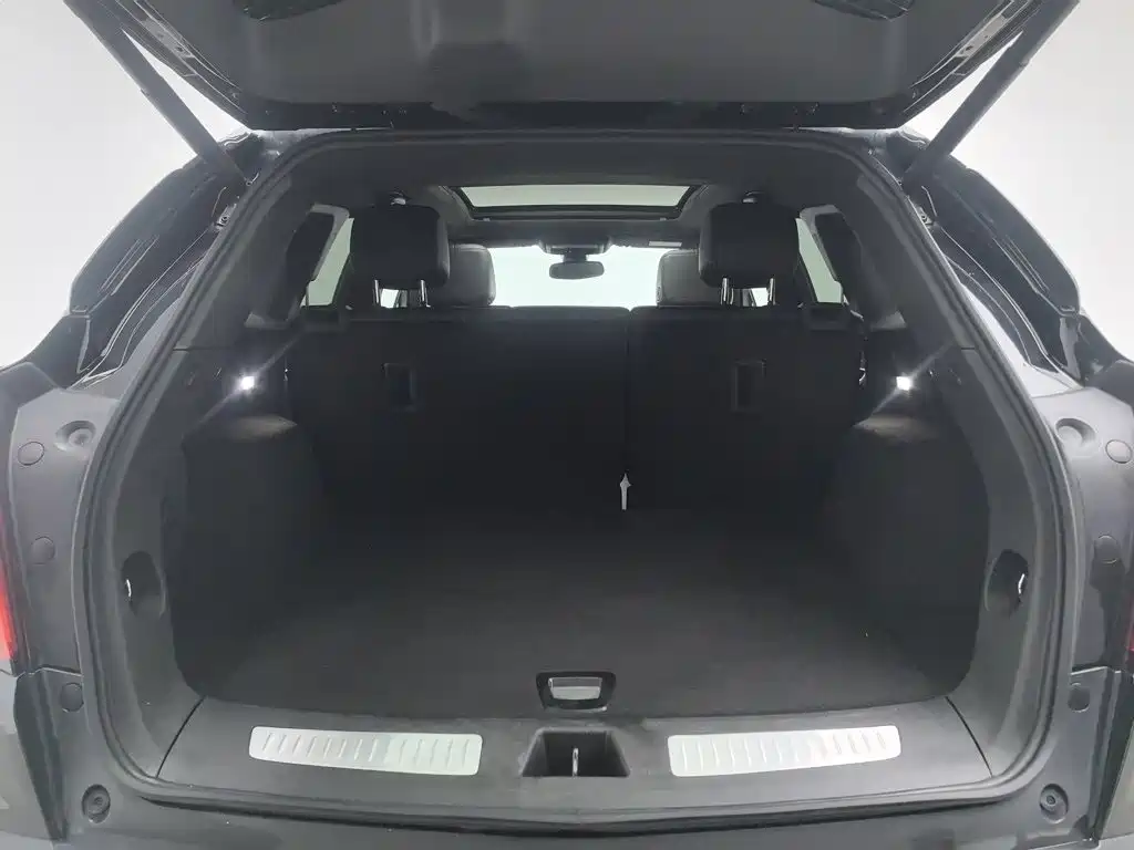Cadillac XT5 — миниатюра 16