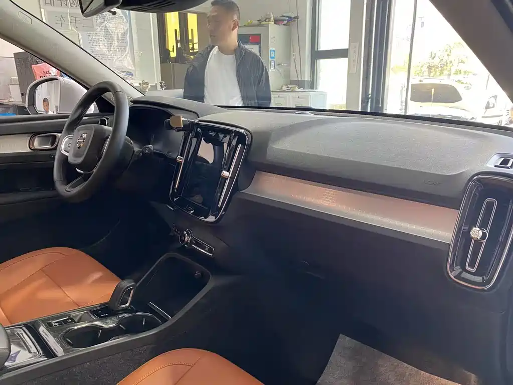 Volvo XC40 2021 T4 Fashion