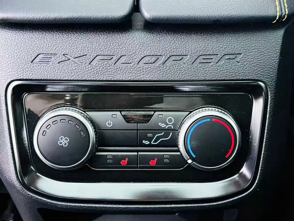 Ford Explorer — миниатюра 17