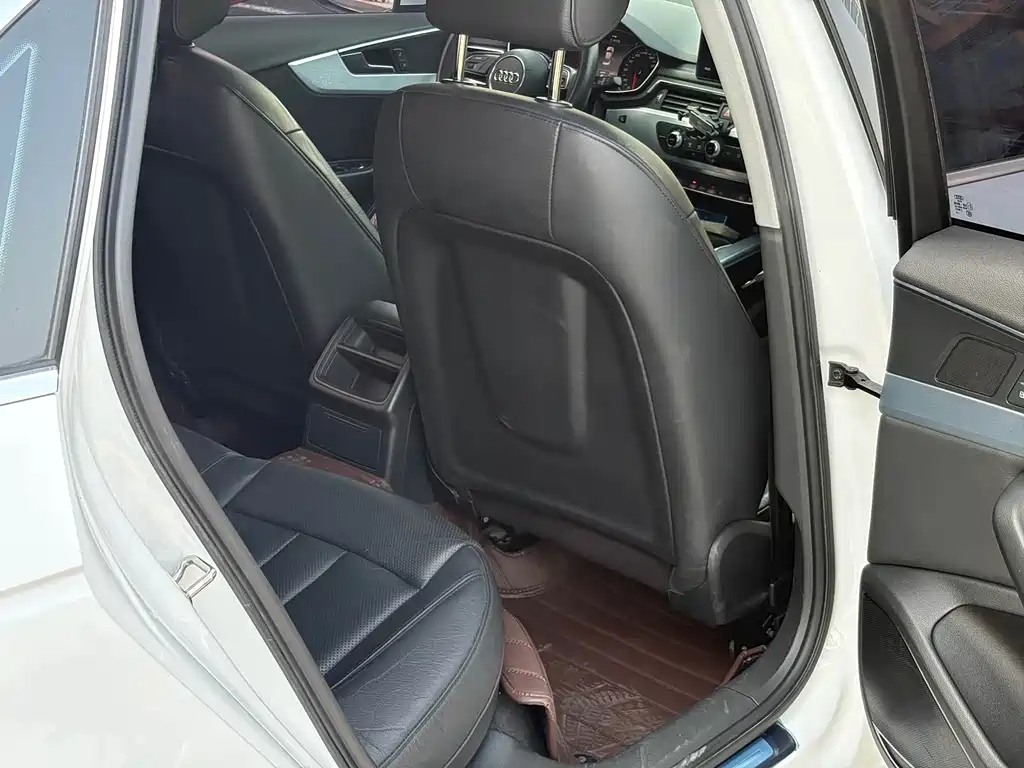 Audi A4L — миниатюра 9