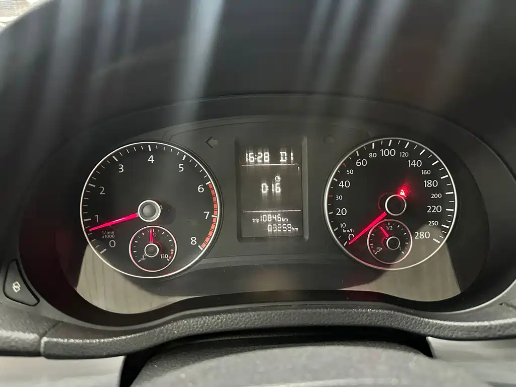 Volkswagen Passat — миниатюра 8