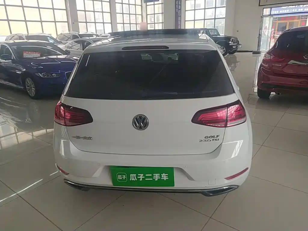 Volkswagen Golf — миниатюра 6