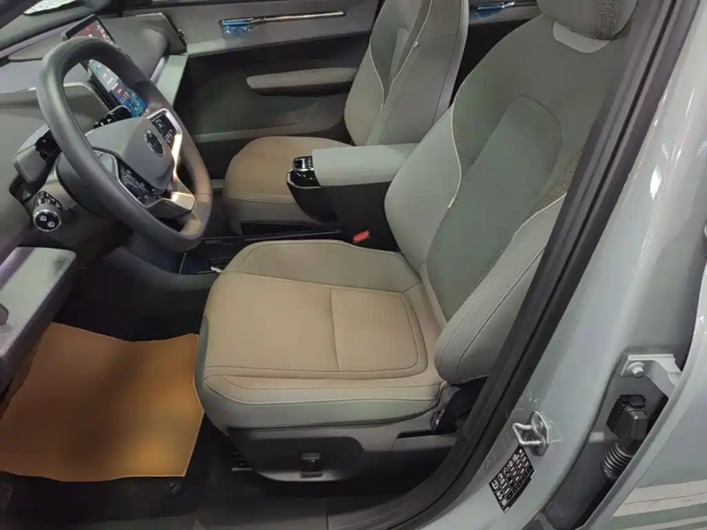 Volvo EX30 — миниатюра 15