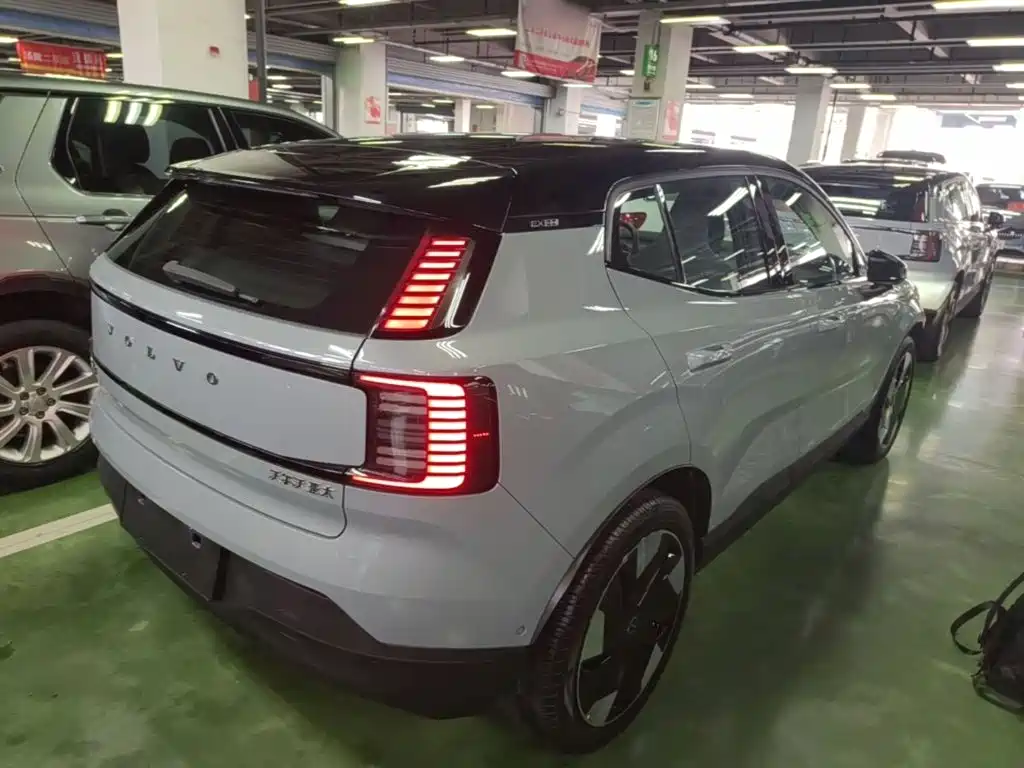 Volvo EX30 — миниатюра 7