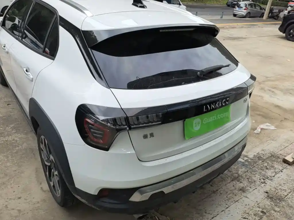 Lynk & Co 02 — миниатюра 6
