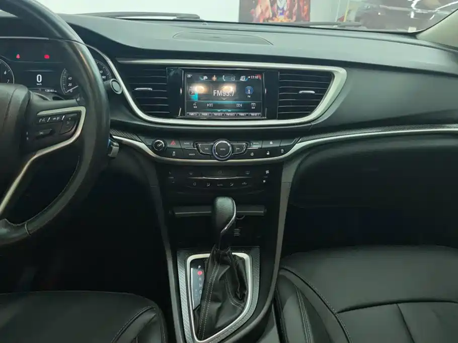 Buick Excelle — миниатюра 13