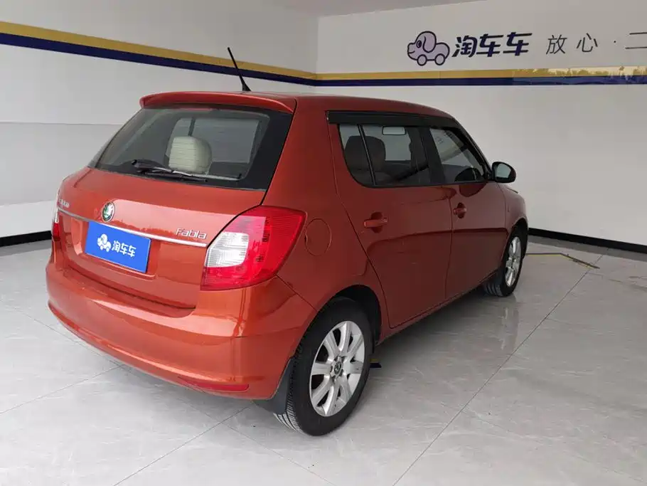 Skoda Fabia — миниатюра 3