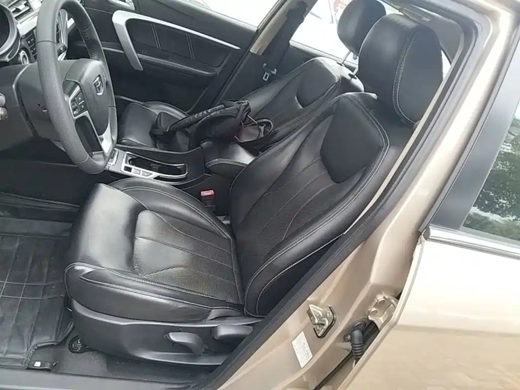 Geely Emgrand — миниатюра 15