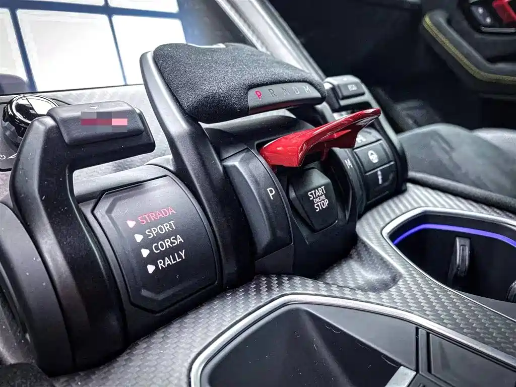 Lamborghini Urus — фотографии объявления, Фото 17