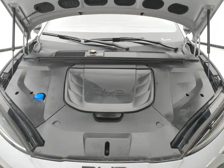 BYD Seal — миниатюра 10